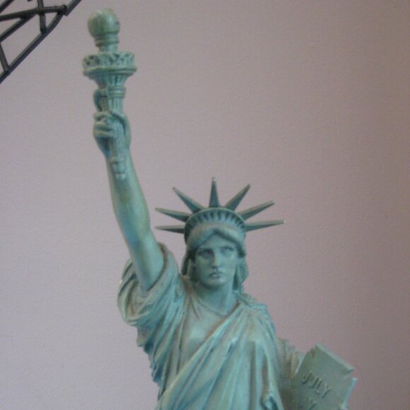 1982 SL/.EIF INC VINTAGE 15” LADY Statue of LIBERTY 1984 Wang Jida New York - Picture 6 of 16